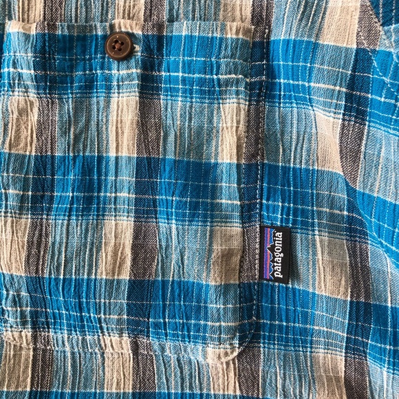 NWOT Men’s Patagonia button down - Picture 3 of 5